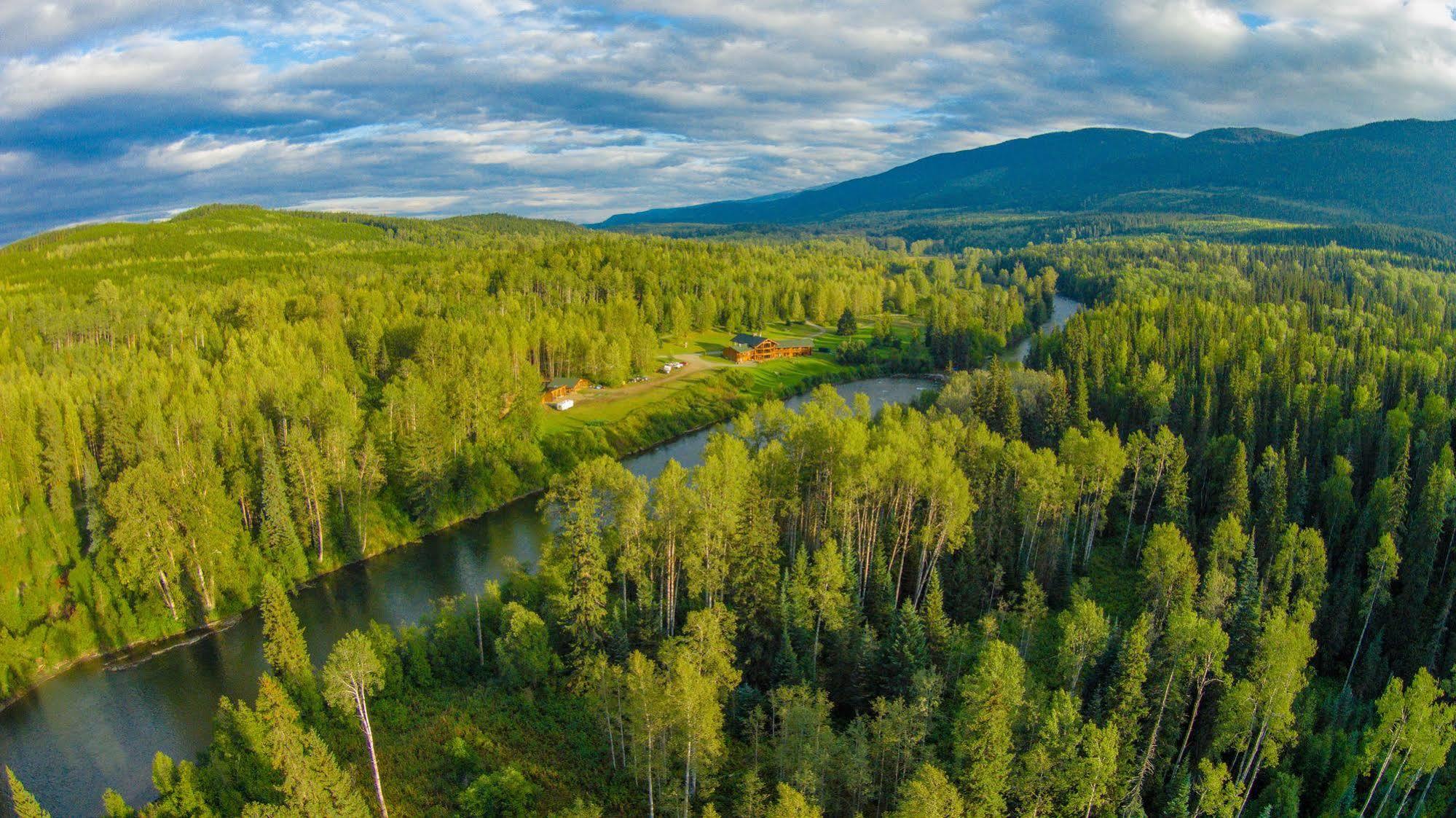 Bear Claw Lodge Kispiox Екстериор снимка